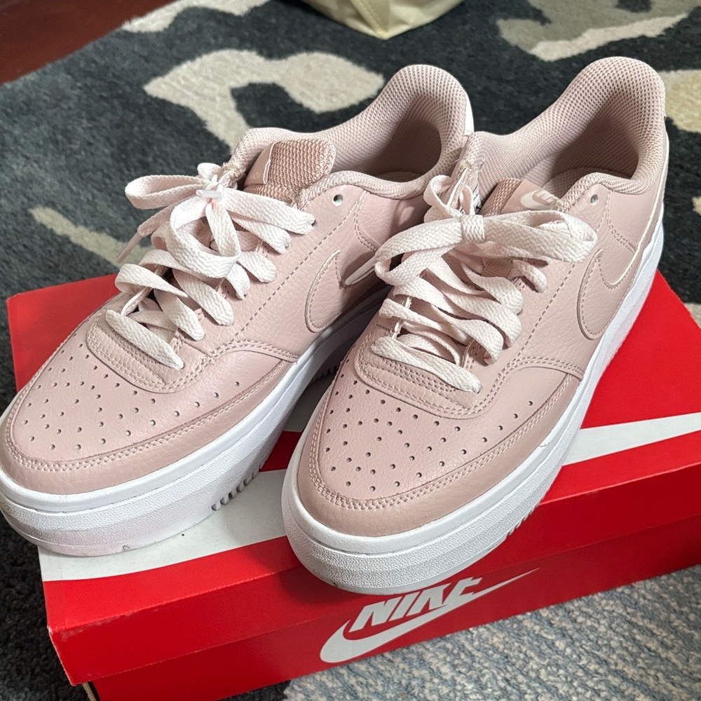 Nike Women's Blush Pink court vision Alta Sneakers size 8